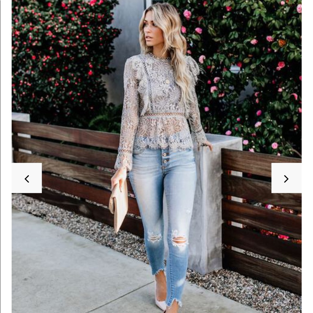 Vici enlightened lace long sleeve top